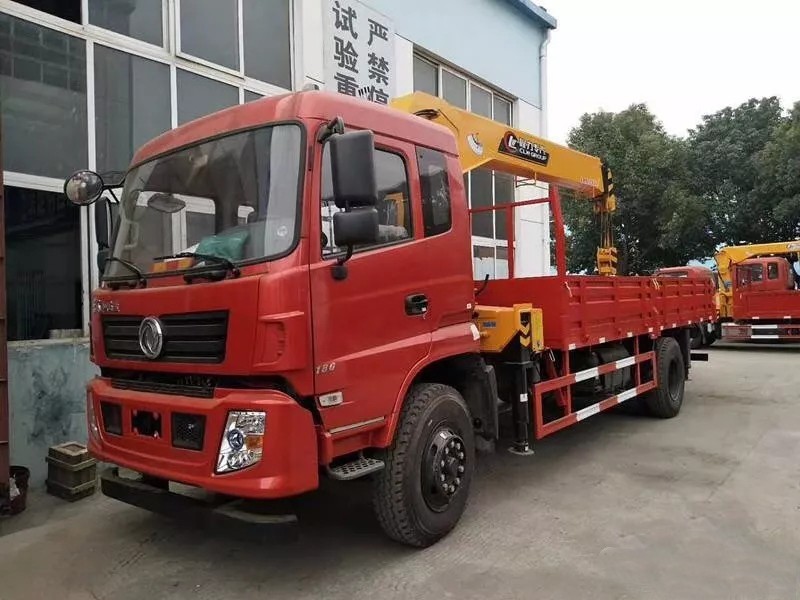 隨車起重設(shè)備，你值得重點關(guān)注的的行業(yè)發(fā)展趨勢